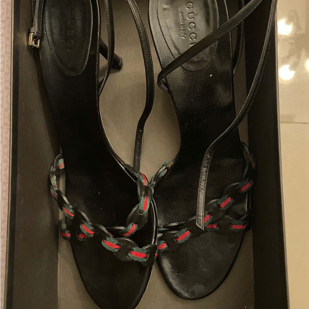 Vintage Gucci sandals, black and red - Picture 2 of 5